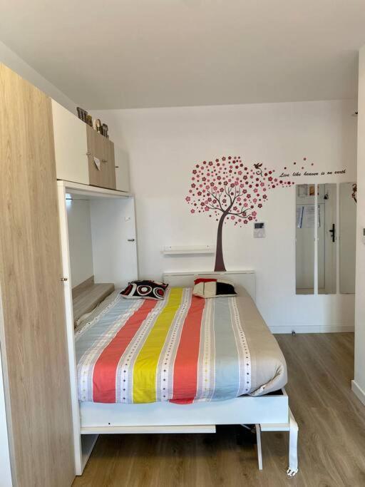 Suite Cartier Near Disneyland Paris Serris Bagian luar foto