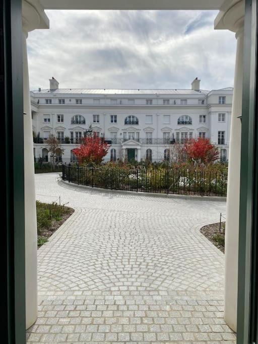 Suite Cartier Near Disneyland Paris Serris Bagian luar foto